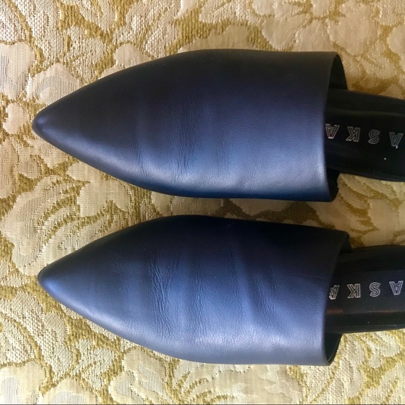 ✨ Aska Black Slip-On Pointed Toe Lee Flats - Picture 7 of 10